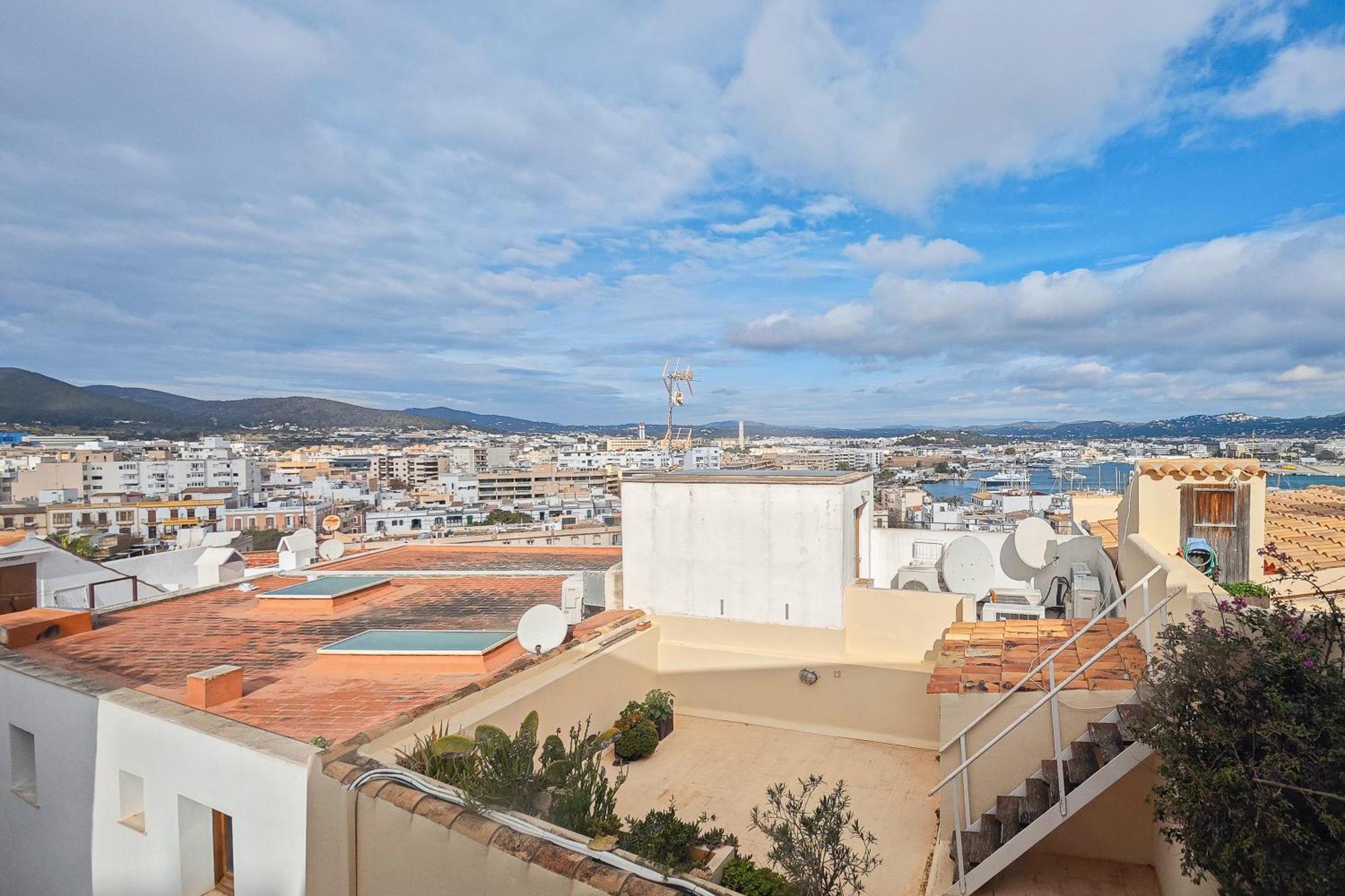 Navila Estudio En La Piscina Ibiza Town Exterior photo